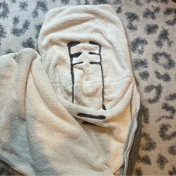 JJ Cole Bundleme Stroller Cover - Picture 3 of 6